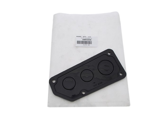 PLATE GROMMET B