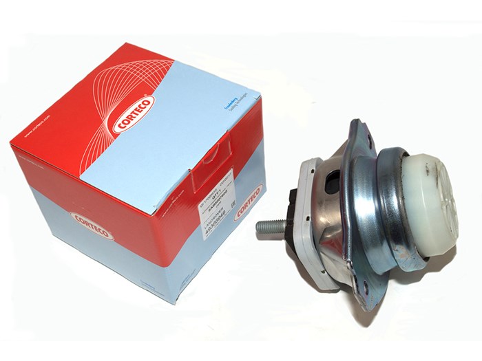 SUPPORT ENGINE MOUNTING - FRONT