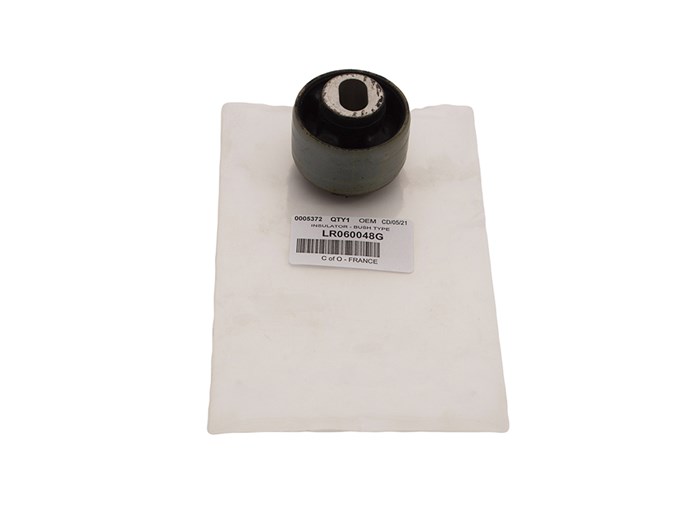 INSULATOR - BUSH TYPE