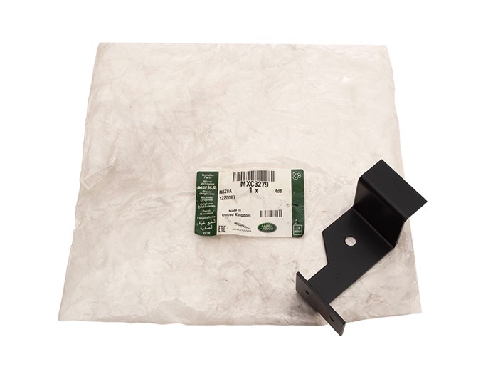 TRIM RETAINER