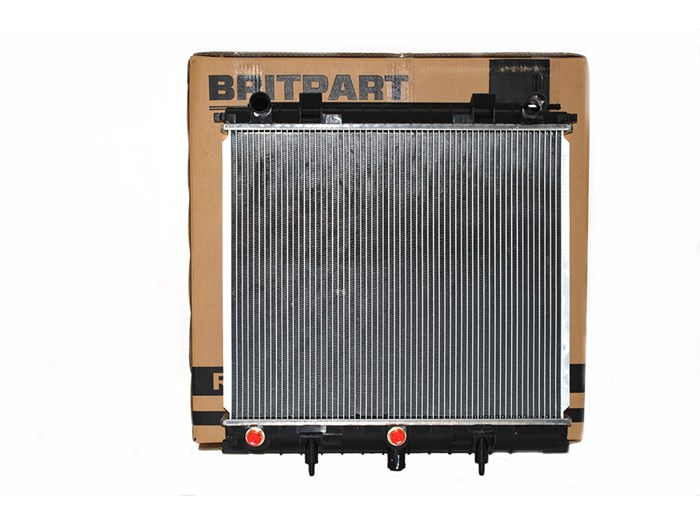 RADIATOR - MANUAL WITH O/C CONNECTS