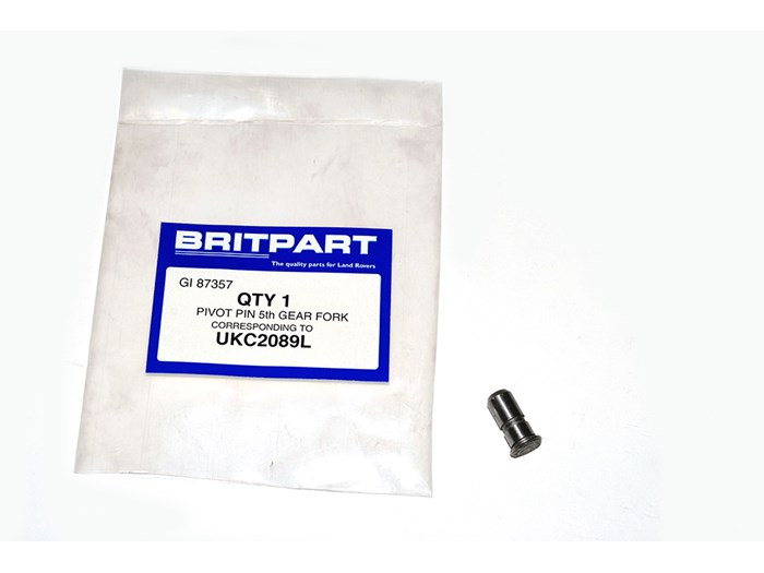 PIVOT PIN 5TH GEAR FORK