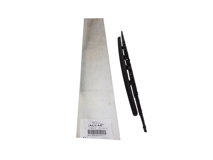 BLADE-WIPER